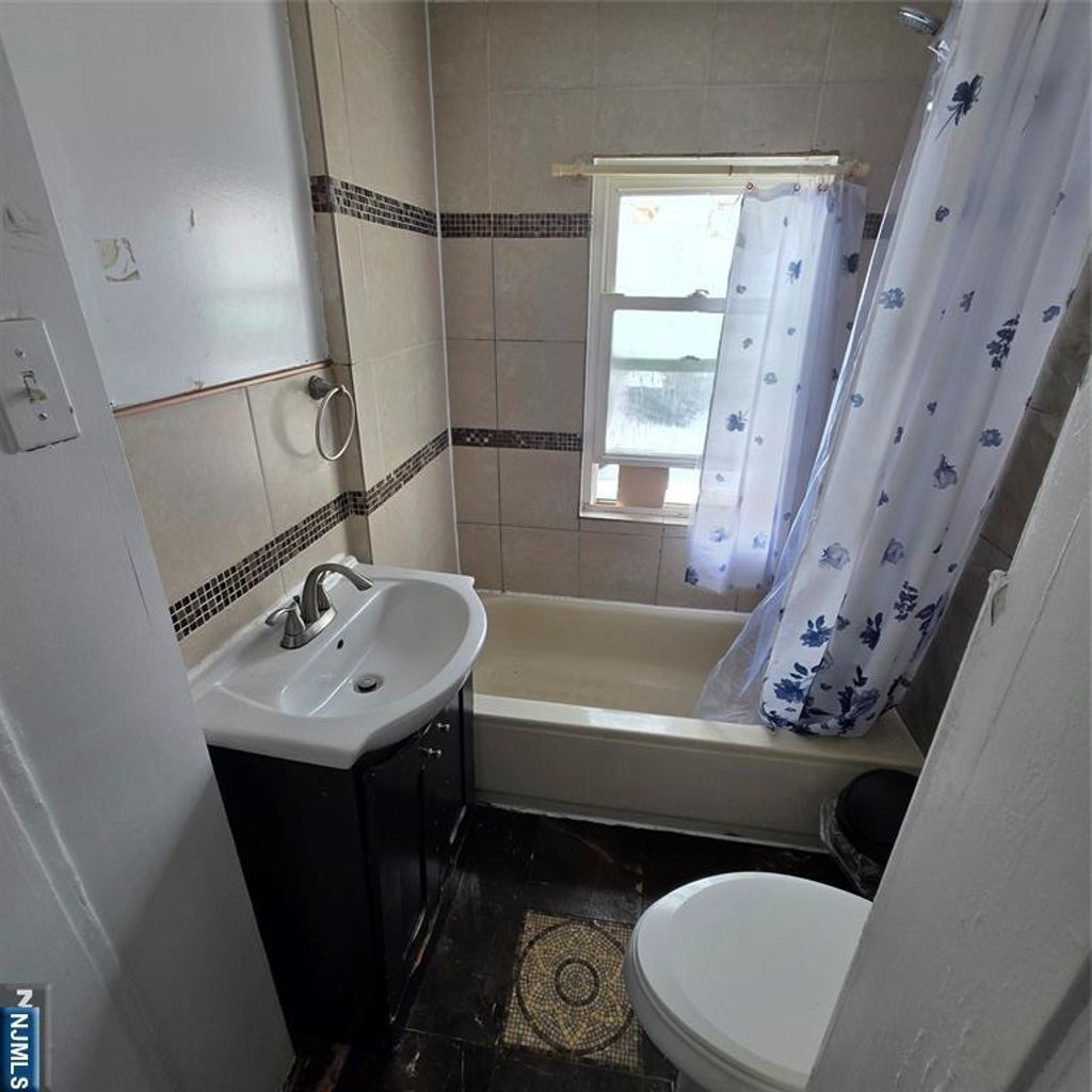 Photo of 6603 McKinley Place, West New York, NJ 07093 (MLS # 26010656)