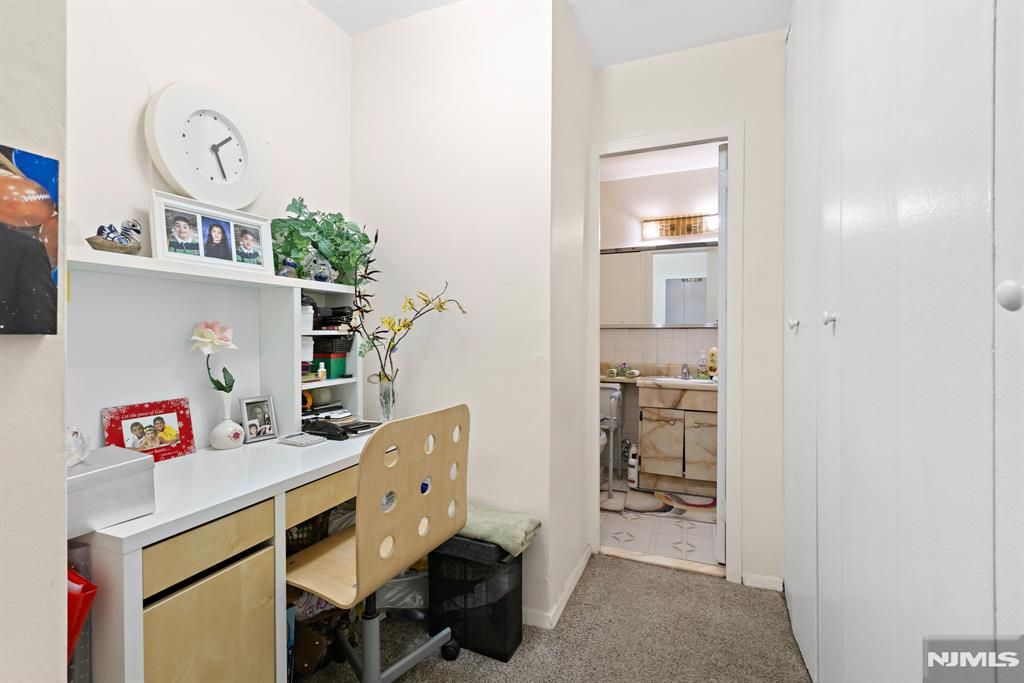 Photo of 6040 Boulevard E #32N, West New York, NJ 07093 (MLS # 25042032)