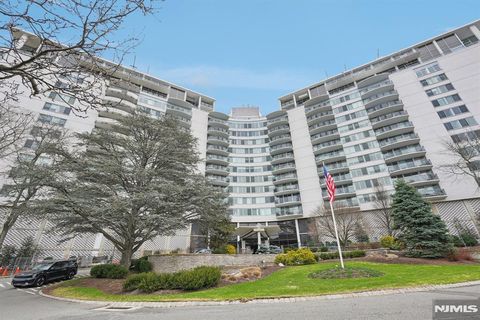 Photo of 1 Claridge Drive #104, Verona, NJ 07044 (MLS # 26009125)