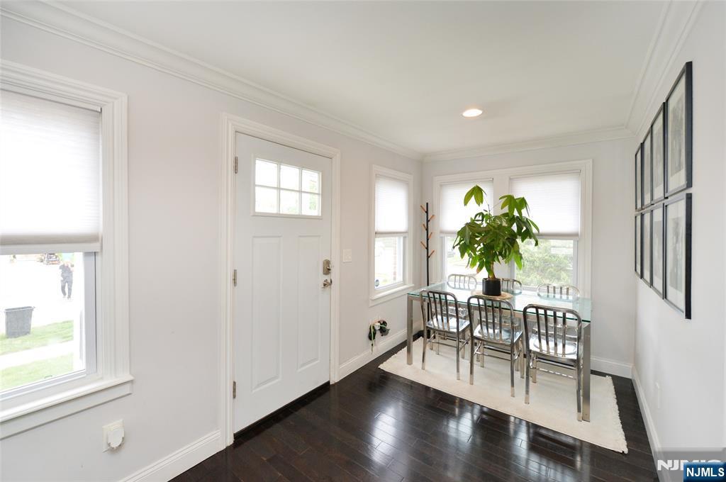 25-14 Berdan Avenue