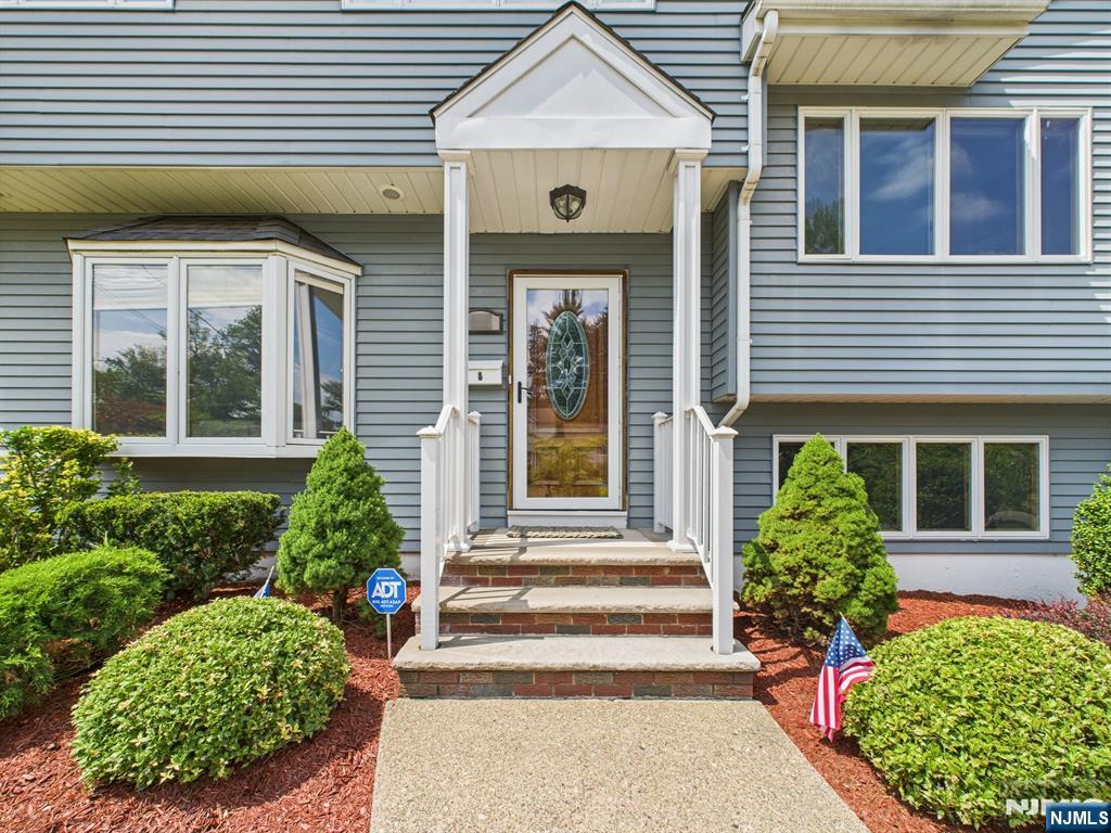 659 Swathmore Lane