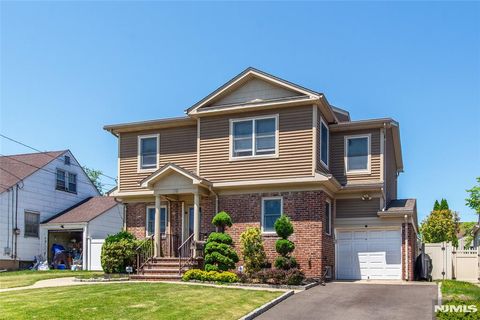 79 Palsa Avenue Elmwood Park NJ 07407