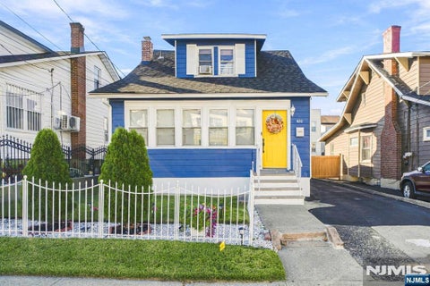 Photo of 430432 28th Street, Paterson, NJ 07514 (MLS # 26040103)