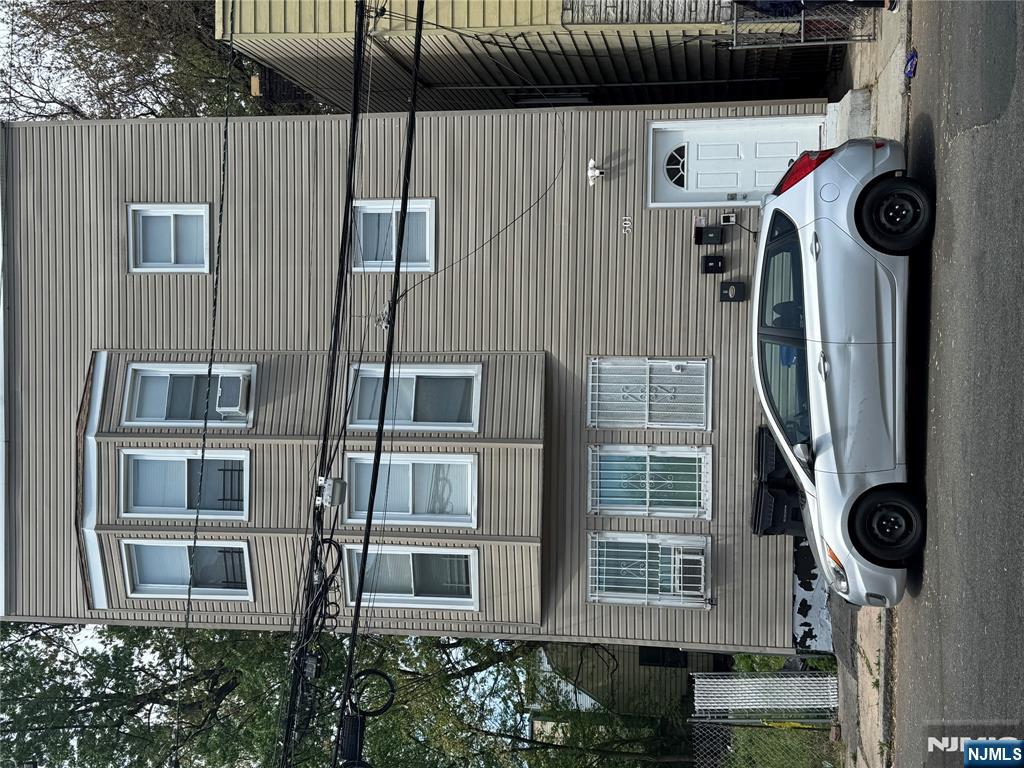 Photo 1 of 501 S 10th St, Newark, New Jersey, $2,600, Web #: 325014787