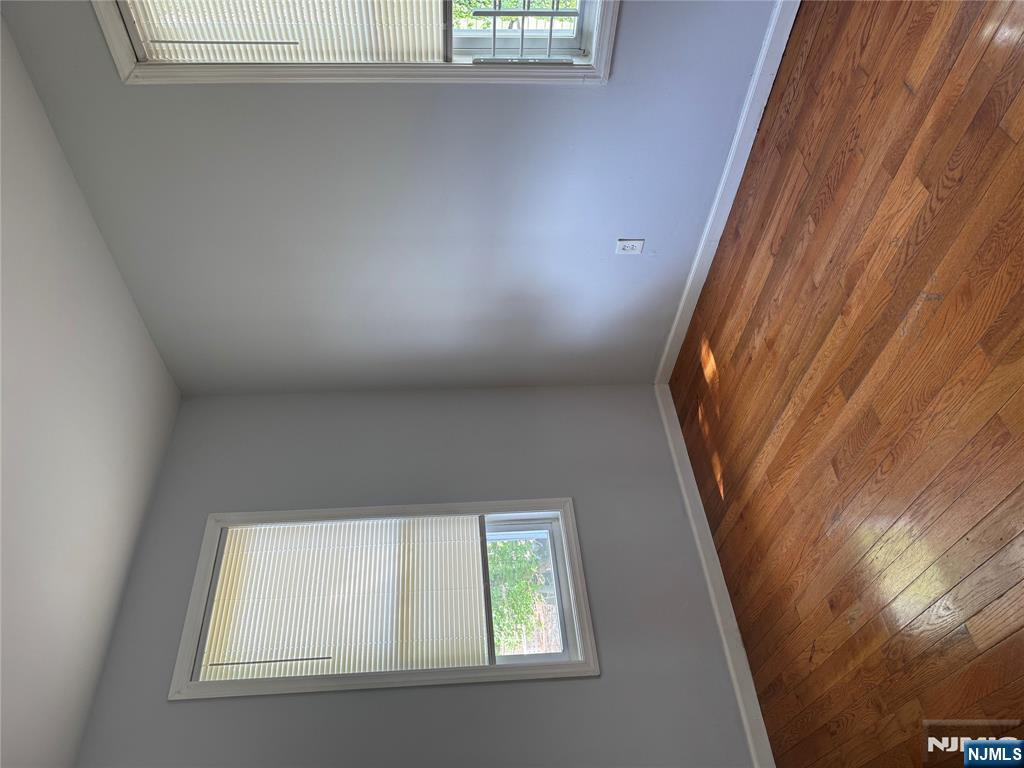 Rental Property at 501 10th St, Newark, New Jersey - Bedrooms: 3 
Bathrooms: 2 
Rooms: 5  - $2,800 MO.