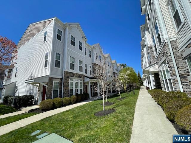 23 Dahlia Lane 23