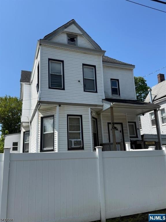 50 9th Avenue