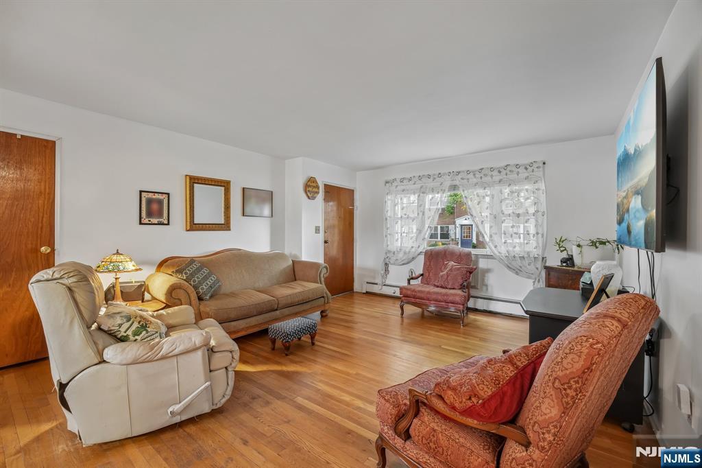 1255A Valley Road 15