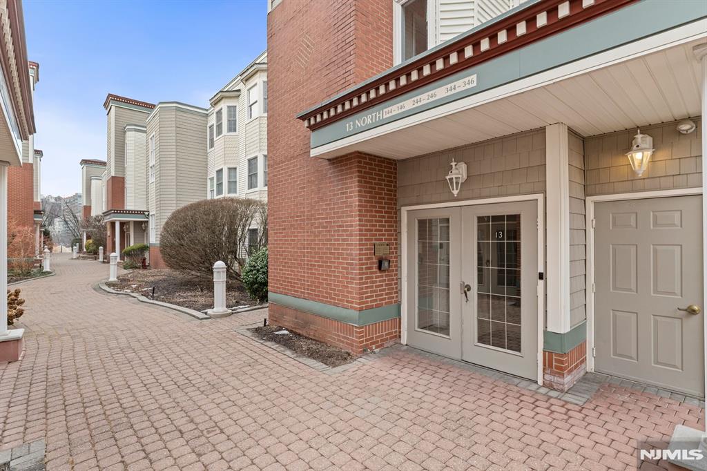 344 The Promenade 344