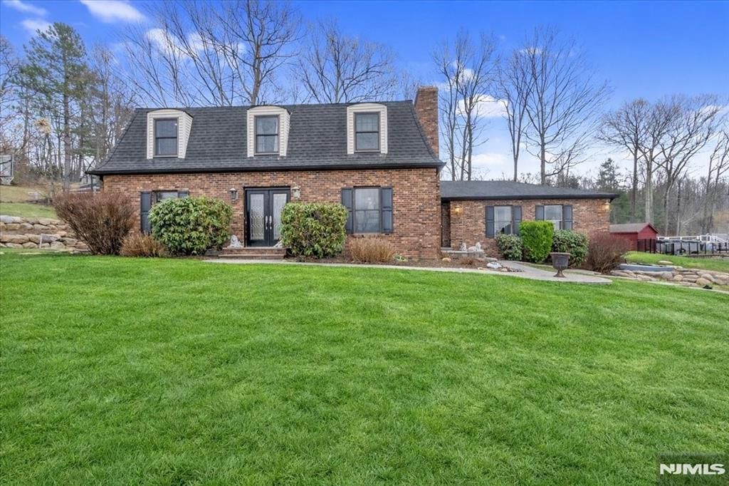 Photo of 40 Alvin Road, West Milford, NJ 07480 (MLS # 26009039)