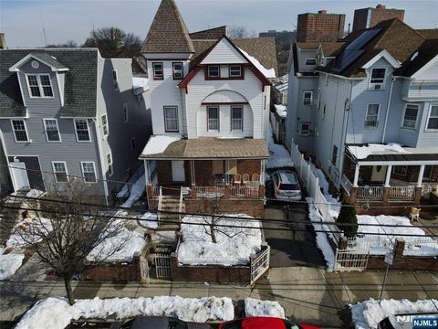 183 6th Street 181 Newark NJ 07107