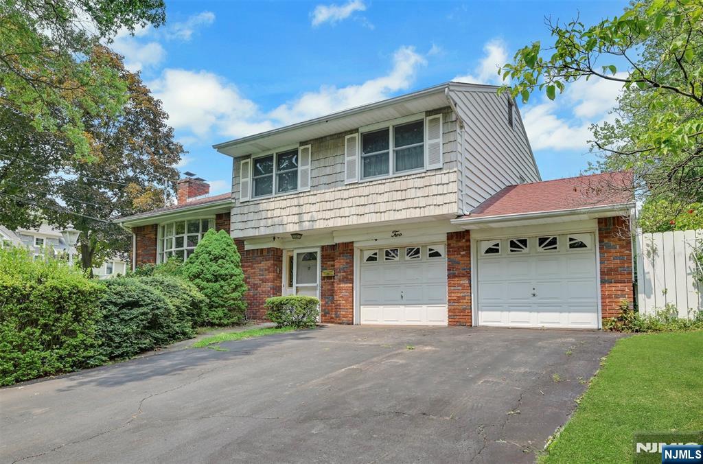 2 Waldron Place