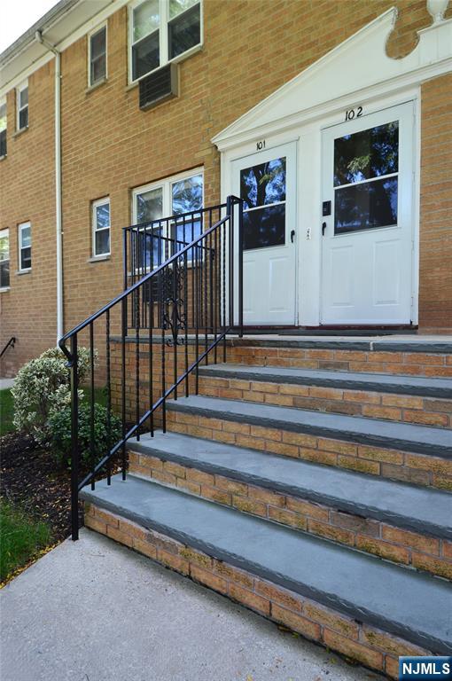 725 Joralemon Street 101