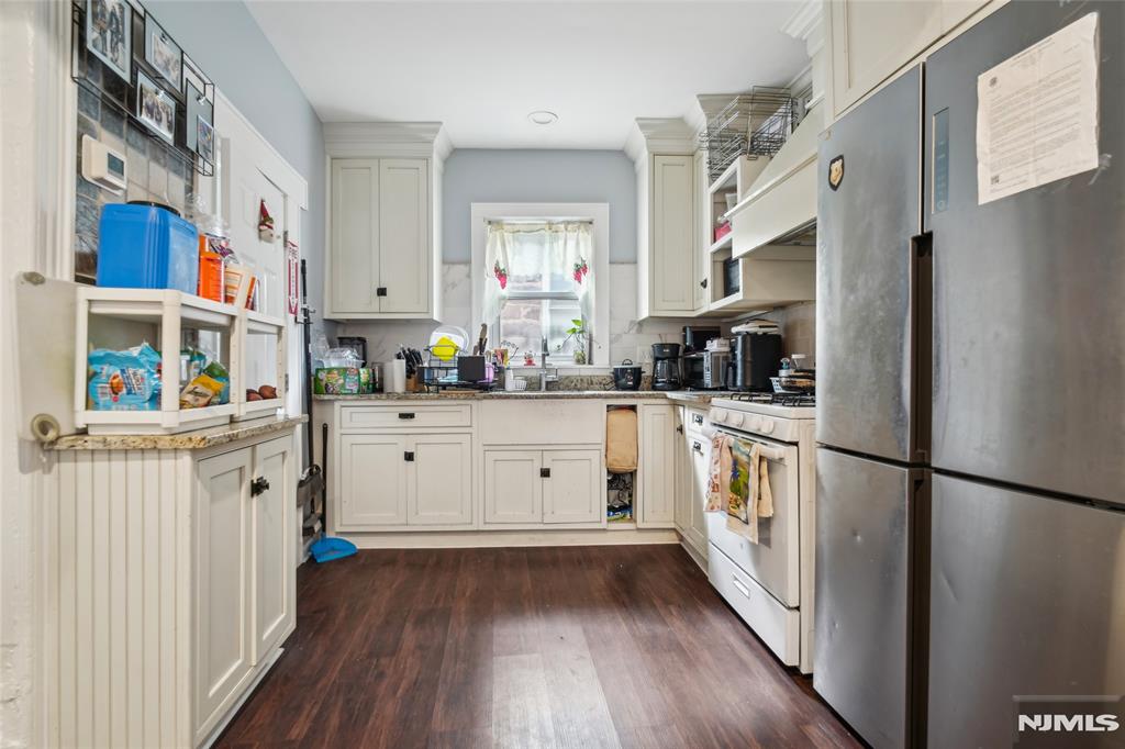 16 Franklin Avenue
