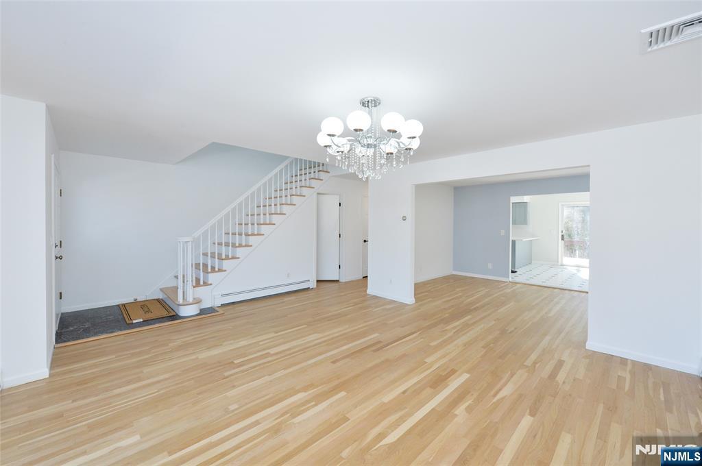 472 Central Boulevard