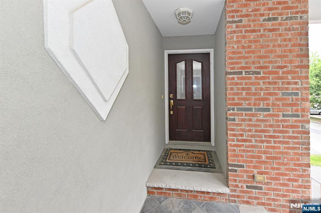 20 Skymark Court