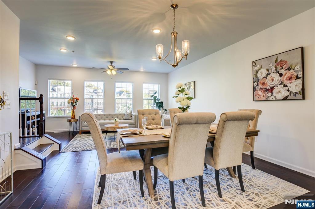 33 Landmark Lane 1015