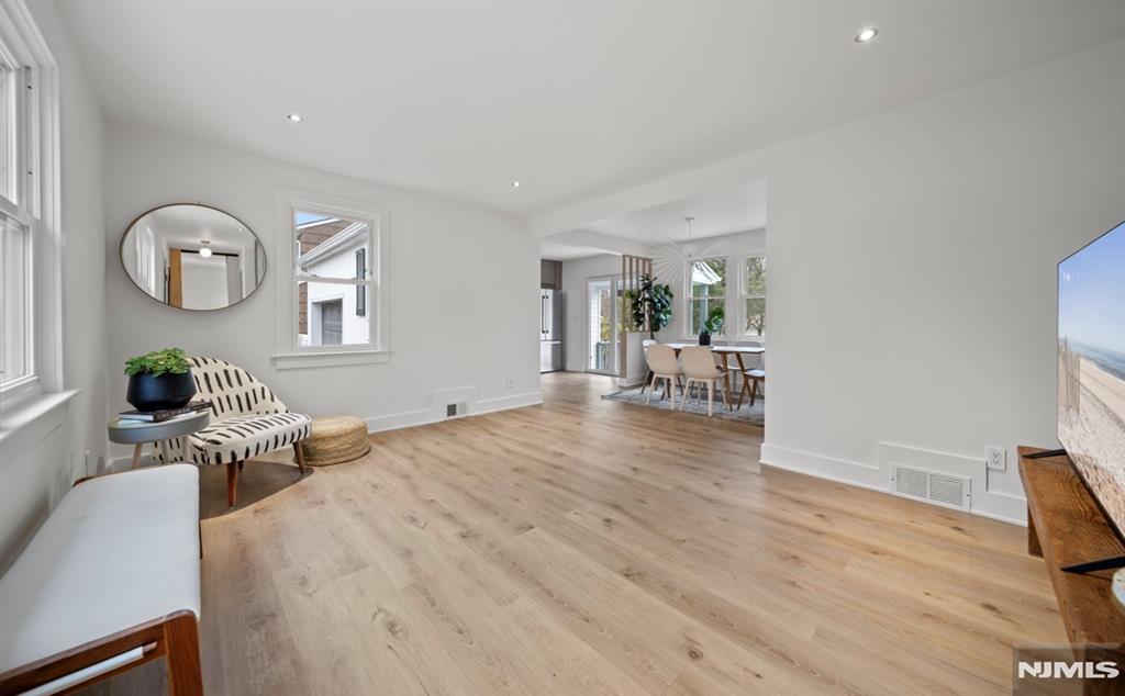 28 Kensington Avenue