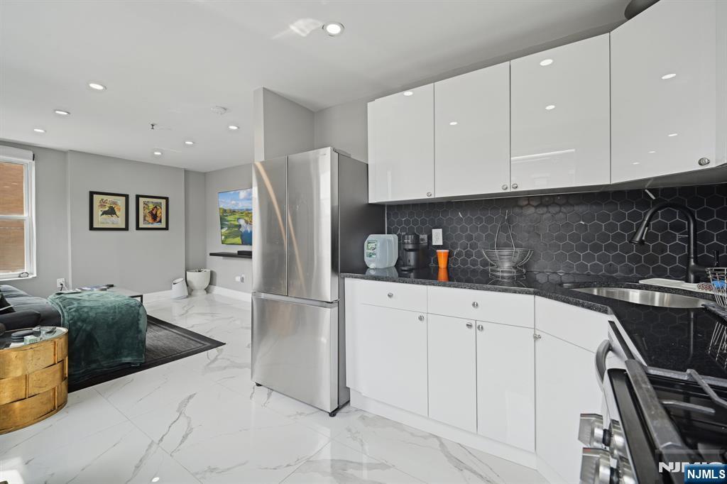 292 7th Street 2