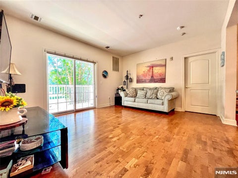 Photo of 2113 Windsor Park Court #113, Englewood, NJ 07631 (MLS # 26021818)