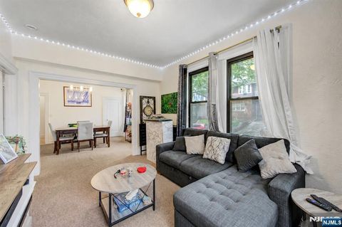 Photo of 33 62nd St #1, West New York, NJ 07093 (MLS # 26020615)