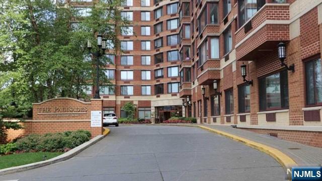 100 Old Palisade Road 3501