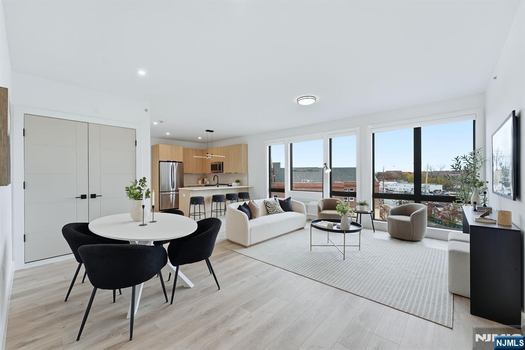 9-11 E Passaic Street 305