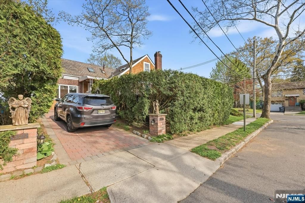 Photo of 409 Tryon Avenue, Englewood, NJ 07631 (MLS # 26016071)