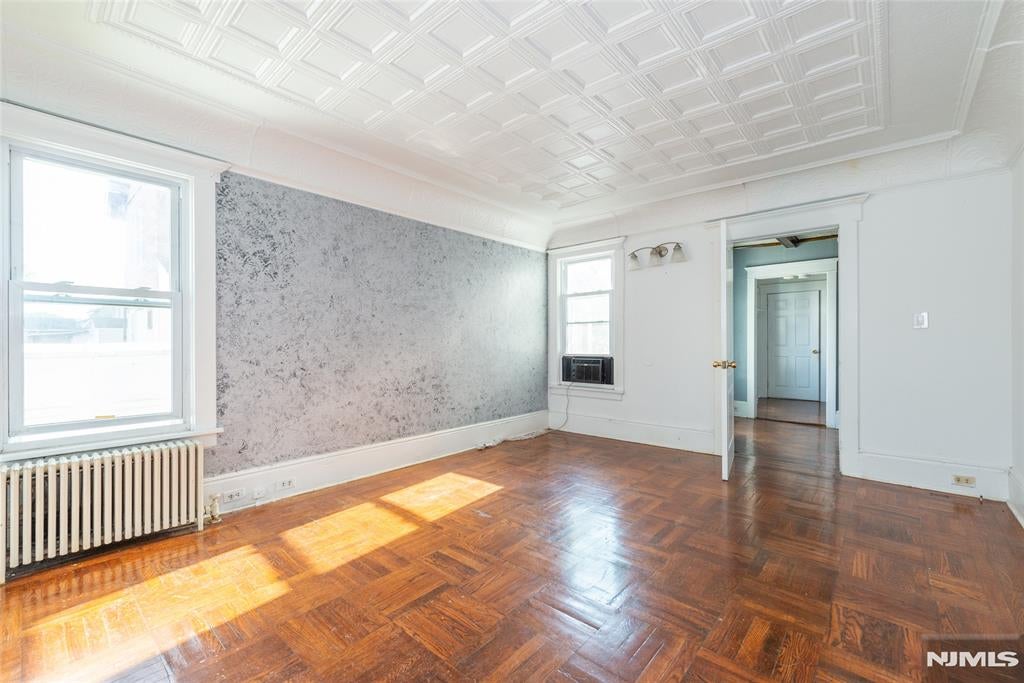 53 Murray Hill Terrace