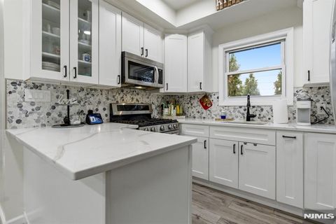 103 Rutherford Place North Arlington NJ 07031