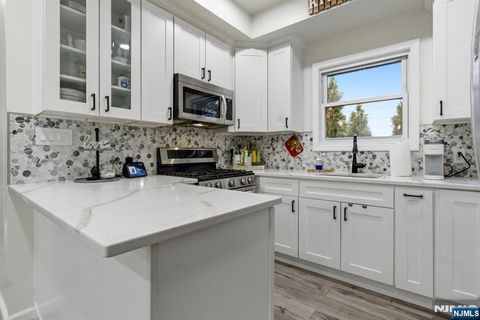 103 Rutherford Place North Arlington NJ 07031