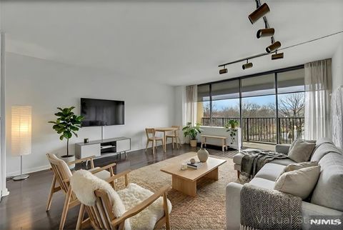 Photo of 6 Horizon Rd #306, Fort Lee, NJ 07024 (MLS # 25043133)