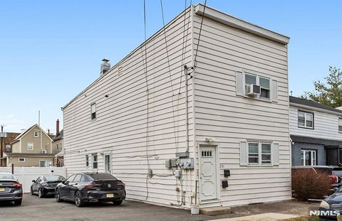 Photo of 231 Stephens St #1, Belleville, NJ 07109 (MLS # 26009196)