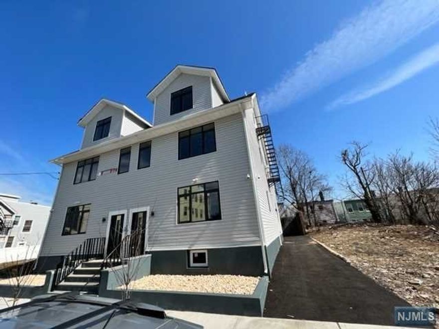 Simply exceptional 4 family with too many amenities to list. 24/7 Surveillance available. Easy access to NYC transportation.