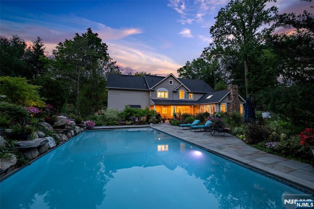 631 Sargent Road
