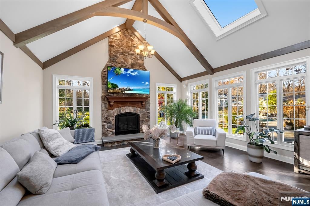 631 Sargent Road
