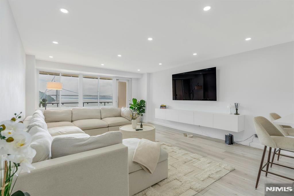 1203 River Road 11D