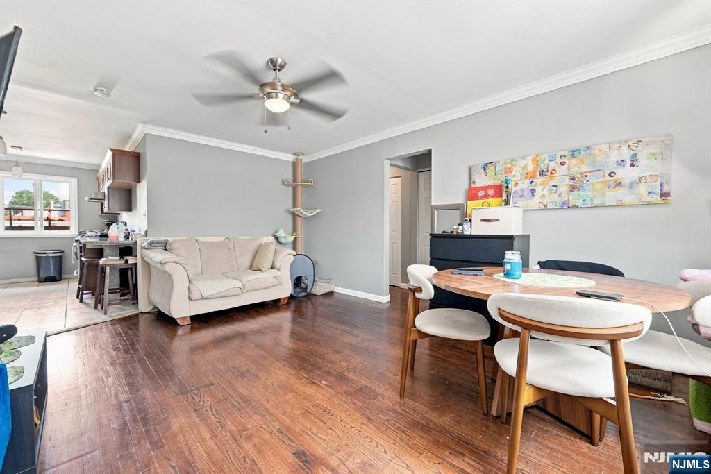 61 Union Avenue B6