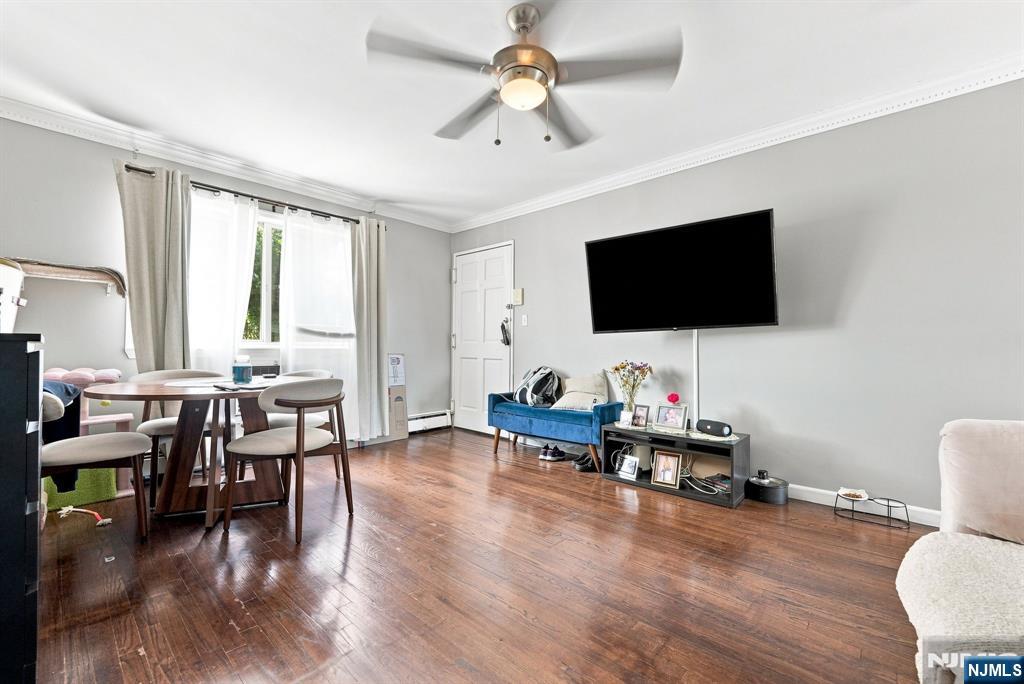 61 Union Avenue B6