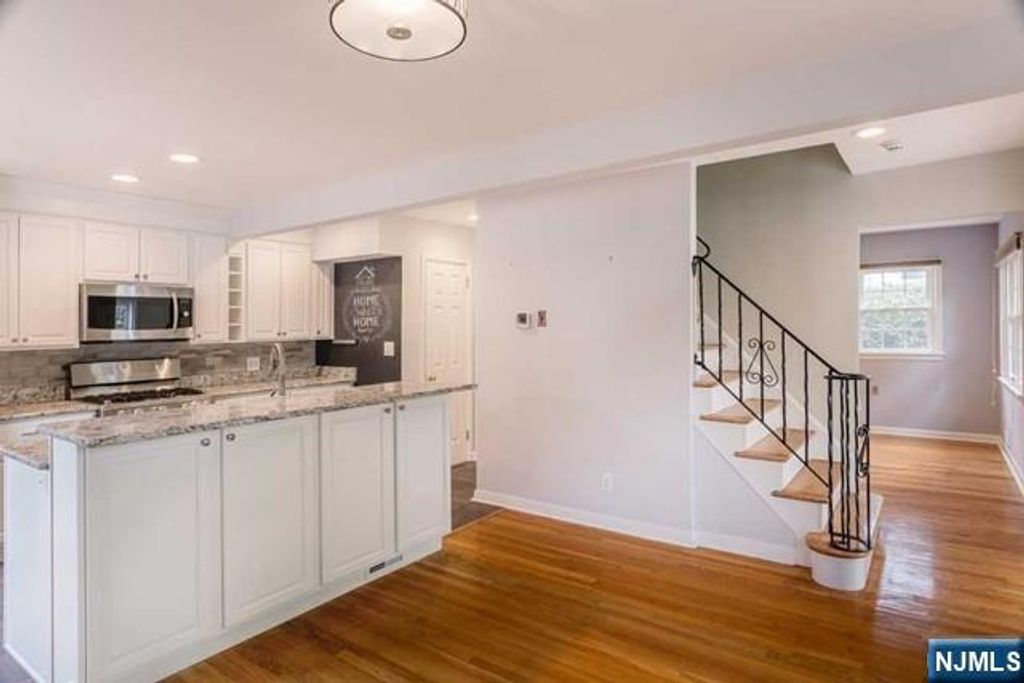 Photo of 61 Rose Street, Cresskill, NJ 07626 (MLS # 25028738)