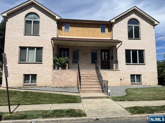 477 3rd Street B