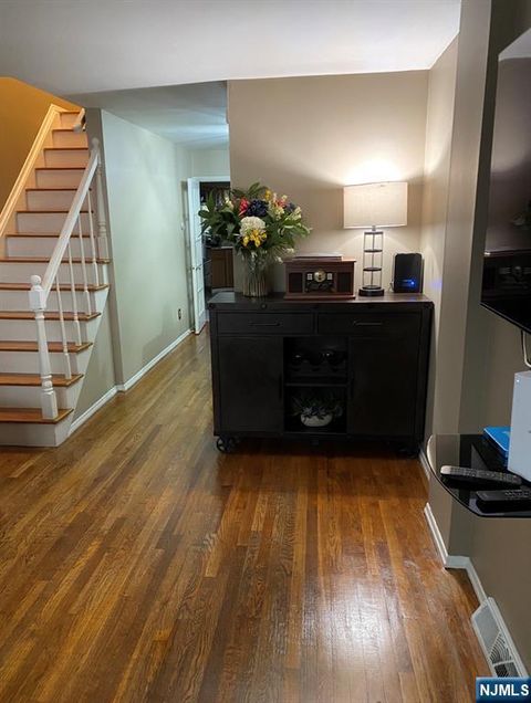 Photo of 154 W Side Avenue, Jersey City, NJ 07305 (MLS # 26007391)
