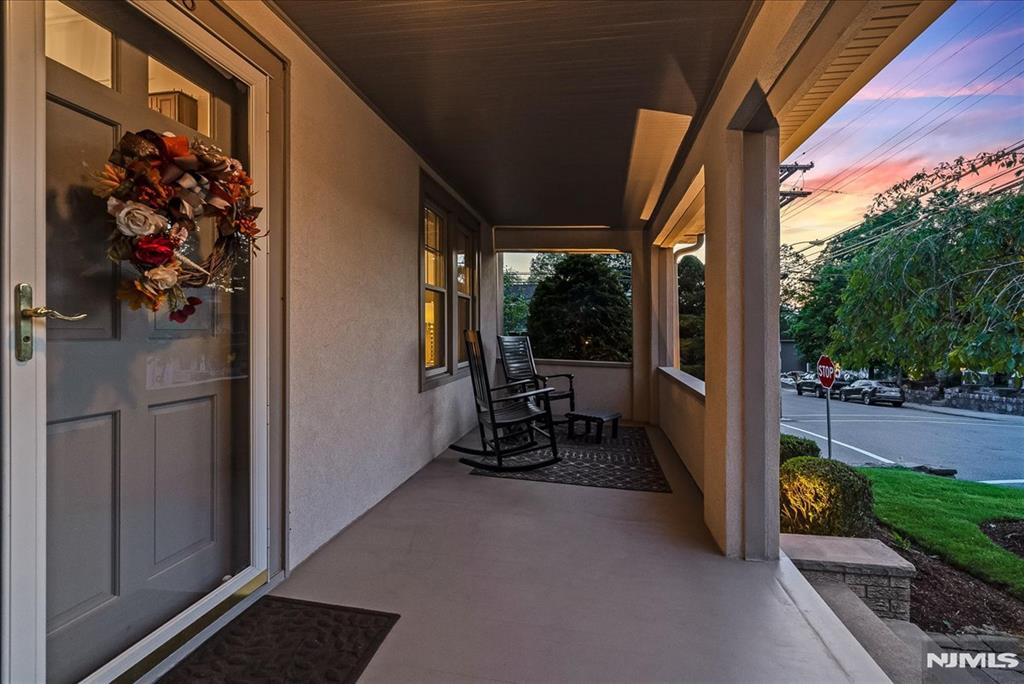303 Highland Avenue
