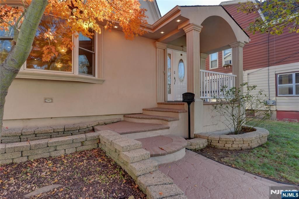 Photo of 118 14th Street, Prospect Park, NJ 07508 (MLS # 25041294)