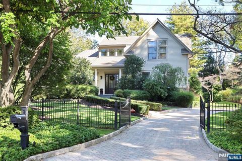Photo of 323 Rivervale Avenue, Norwood, NJ 07648 (MLS # 25038954)