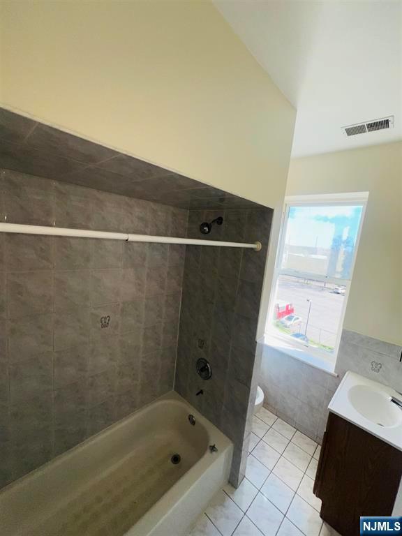 250 South Orange Avenue 3