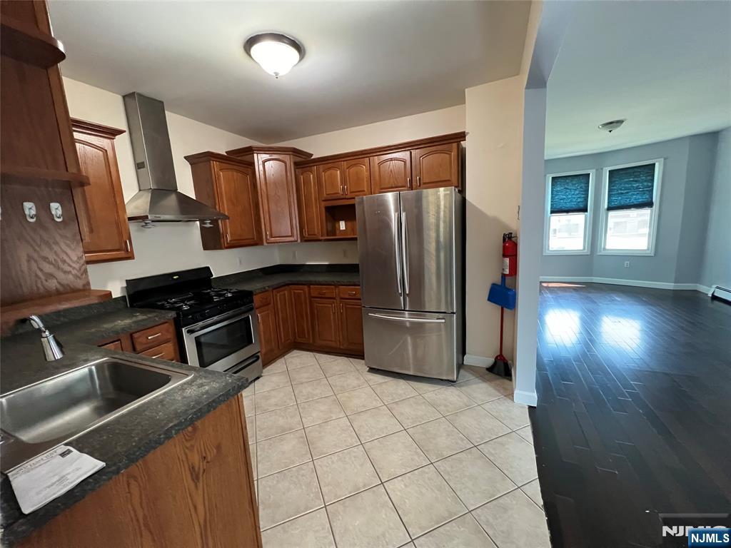 68 Liberty Street 1st floor