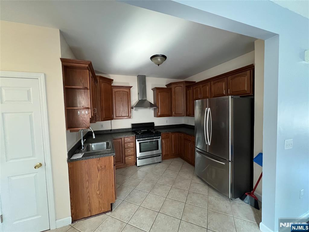 68 Liberty Street 1st floor