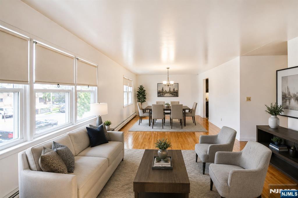 19 Village Place