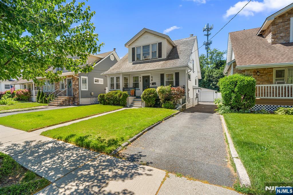 Photo of 121 Smallwood Avenue, Belleville, NJ 07109 (MLS # 26021254)